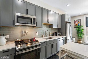 1028 Bladensburg Rd NE in Washington, DC - Building Photo