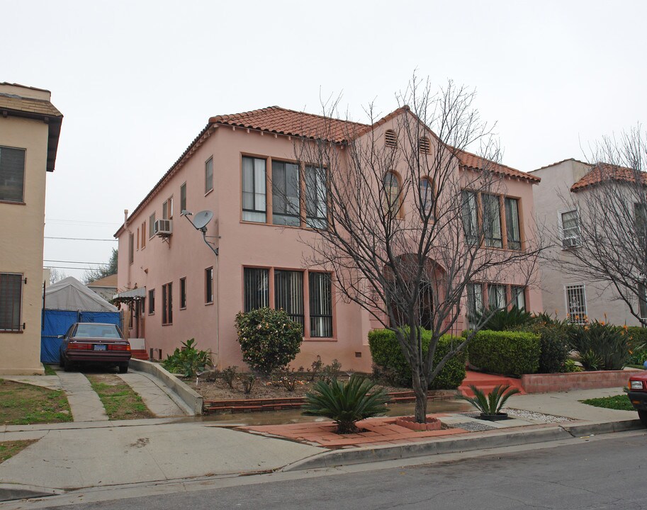 543 N Spaulding Ave in Los Angeles, CA - Building Photo