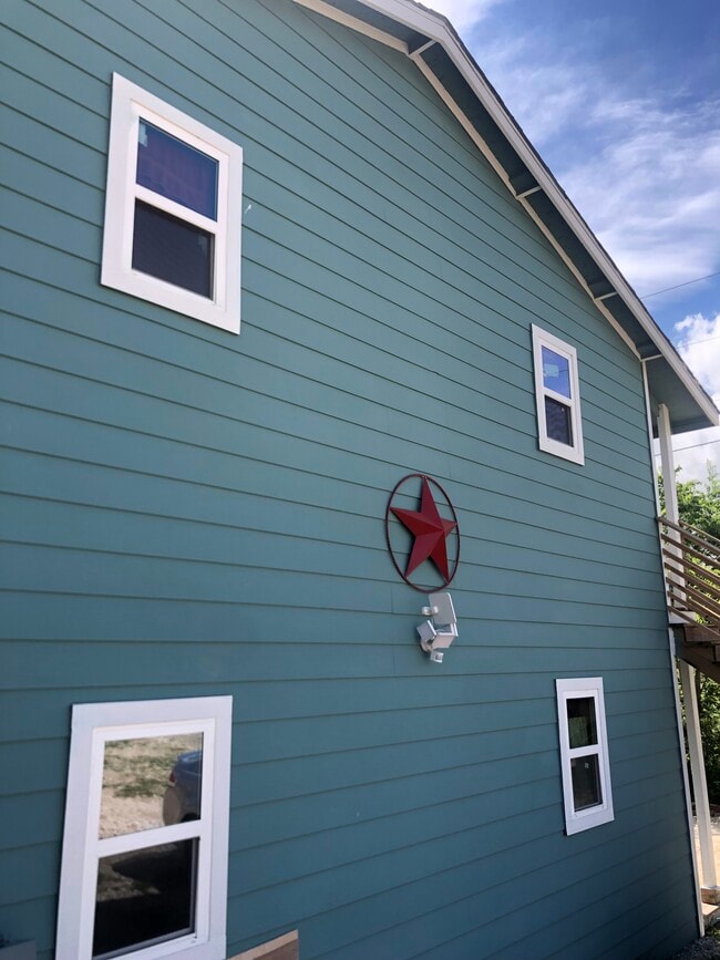 321 Bell Meadows Dr, Unit 321