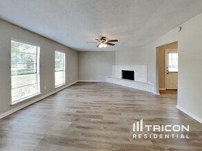 22703 Post Gate Dr in Spring, TX - Building Photo - Building Photo