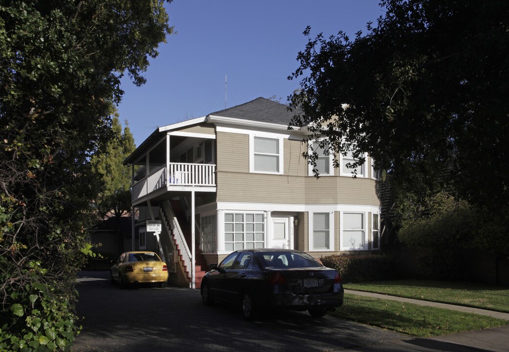 413-419 Forest in Palo Alto, CA - Foto de edificio