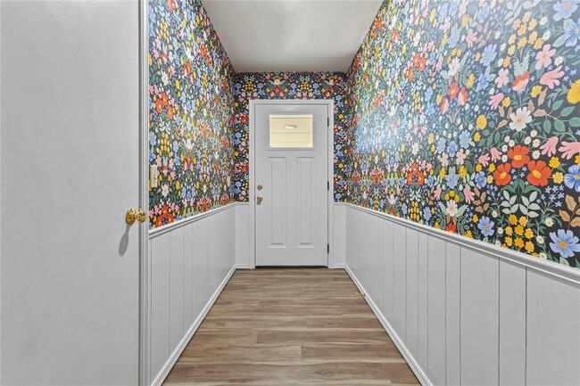 property at 1308 Lee St