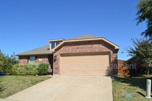 4036 Eric Dr in Forney, TX - Building Photo