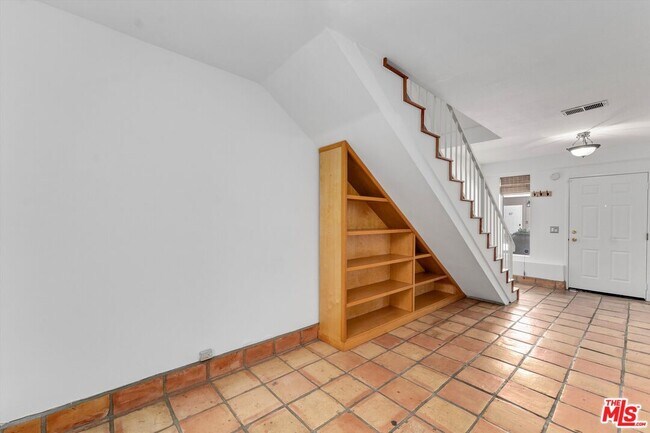 4164 Tujunga Ave in Los Angeles, CA - Building Photo - Building Photo