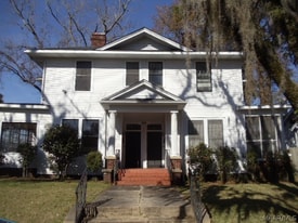 723 Arsenal Pl in Selma, AL - Building Photo