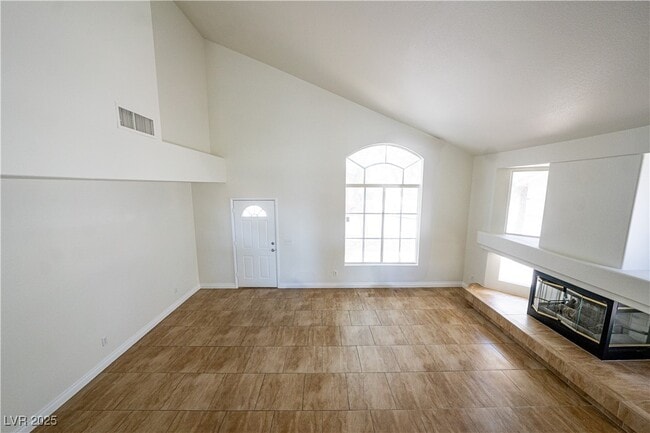 9762 Silver Lasso St in Las Vegas, NV - Building Photo - Building Photo