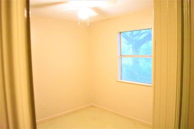 2005 Railroad St in Nacogdoches, TX - Building Photo - Building Photo