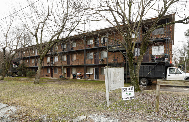 Brookdale Apartments in Durham, NC - Building Photo - Building Photo