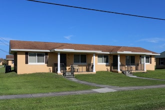 McClure Village Annex in Pahokee, FL - Building Photo - Primary Photo