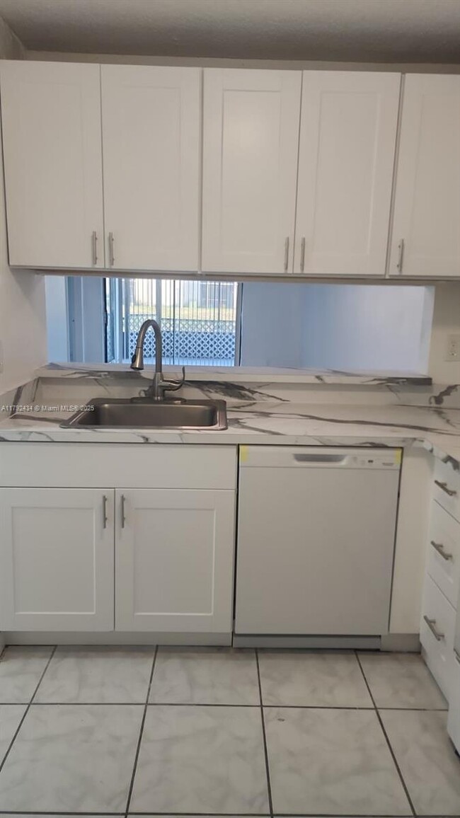 property at 3199 Foxcroft Rd