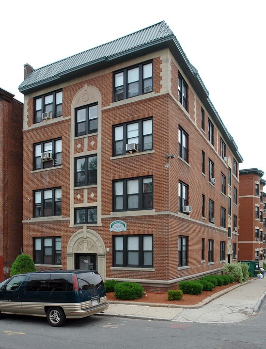 98 High St in Springfield, MA - Foto de edificio