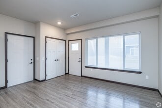 Falcon Heights Townhomes in Rochester, MN - Building Photo - Building Photo