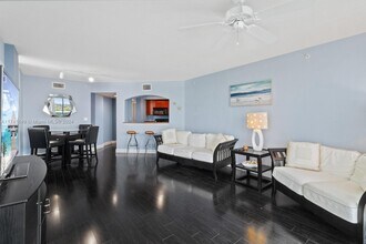 9201 Collins Ave in Surfside, FL - Building Photo - Building Photo