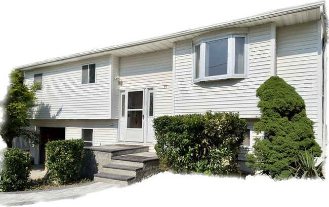 35 Mallard Ave