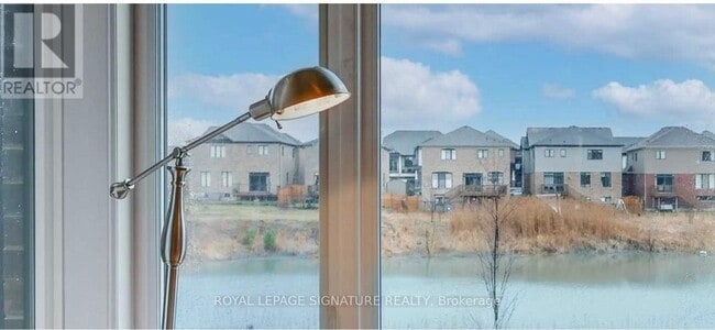 property at 35-35 Midhurst Heights