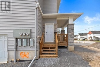 203 Teskey St in Mississippi Mills, ON - Building Photo - Building Photo