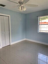 7331 SW 16th St in Miami, FL - Building Photo - Building Photo
