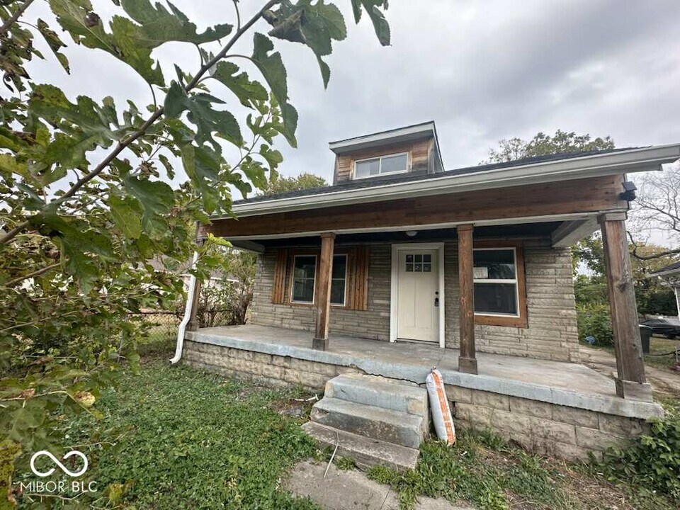 2729 Columbia Ave in Indianapolis, IN - Building Photo