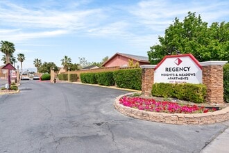 Regency Heights in Las Vegas, NV - Foto de edificio - Building Photo