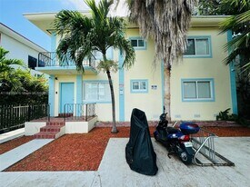 1135 Euclid Ave, Unit 105 in Miami Beach, FL - Building Photo