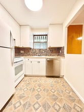 32 Greene Ave, Unit 1 in Brooklyn, NY - Building Photo - Building Photo