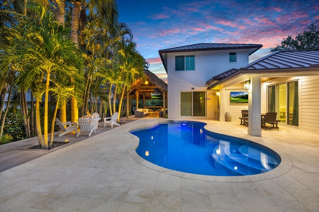 property at 9806 SE Landing Pl