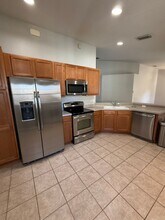 2215 Kings Palace Dr in Riverview, FL - Building Photo - Building Photo