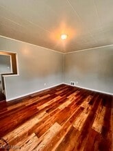 286 E Ohio Ave in Sebring, OH - Building Photo - Building Photo