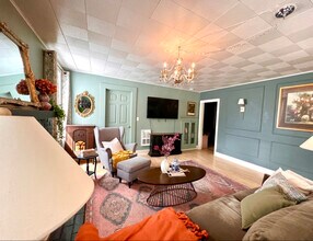 303 Pioneer St in Ridgefield, WA - Foto de edificio - Building Photo