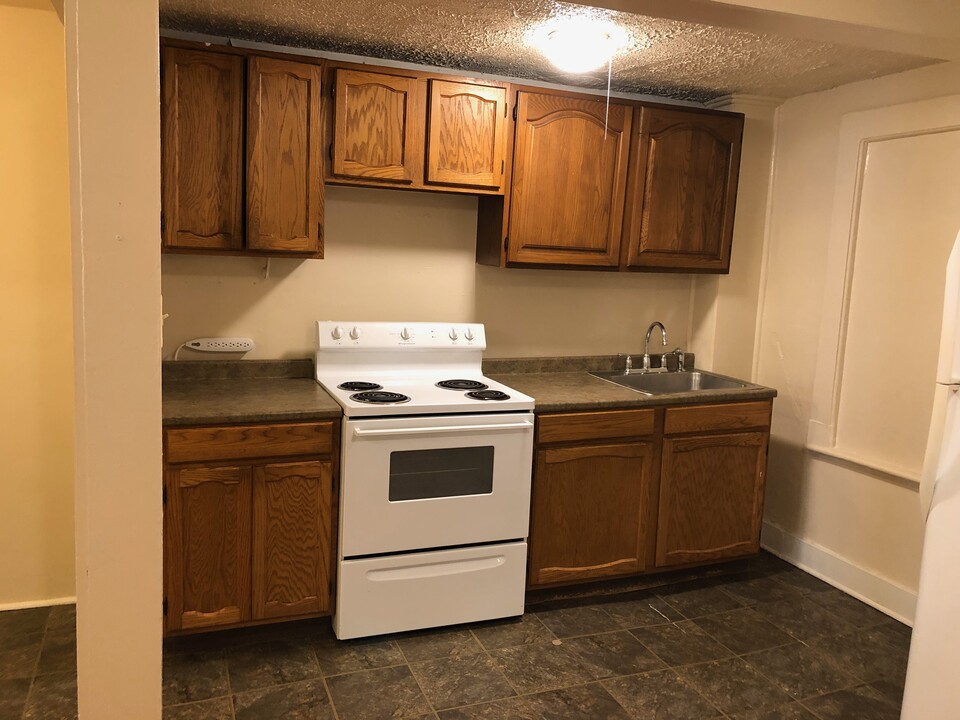 651 Myrtle Ave, Unit 1 in Albany, NY - Building Photo
