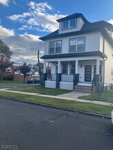 401 Ainsworth St in Linden, NJ - Building Photo - Building Photo