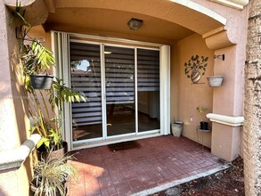 6700 NW 114th Ave in Doral, FL - Building Photo - Building Photo