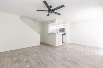 14600 Fonmeadow Dr in Houston, TX - Building Photo - Building Photo