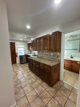 86 E Camplain Rd, Unit 1st Floor & Basement in Manville, NJ - Building Photo - Building Photo