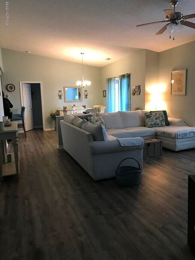 4146 Breezewood Dr in Wilmington, NC - Building Photo - Building Photo