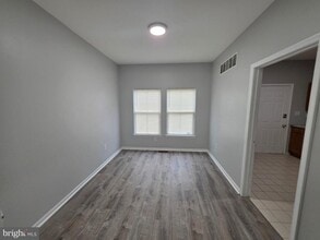 611 Artisan St in Trenton, NJ - Building Photo - Building Photo