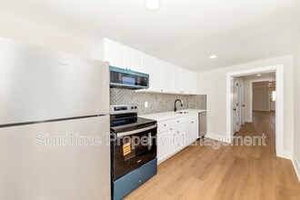 152 E South St in Frederick, MD - Building Photo - Building Photo