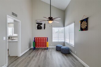 6585 Minton Ct in Las Vegas, NV - Building Photo - Building Photo