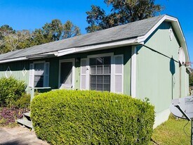 1510 Fuller Rd in Tallahassee, FL - Building Photo