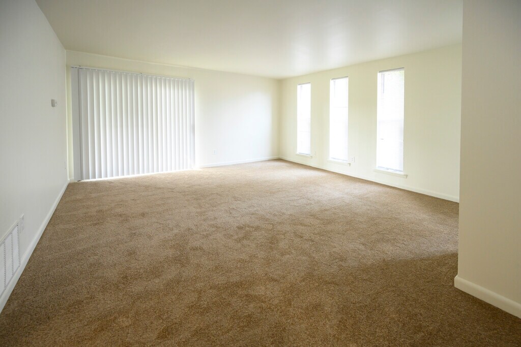 Pine Ridge Apartments in Lindenwold, NJ