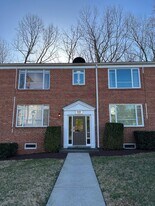 10311 Montrose Ave in Bethesda, MD - Building Photo