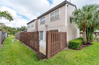 3877 NW 122nd Terrace in Sunrise, FL - Building Photo - Building Photo