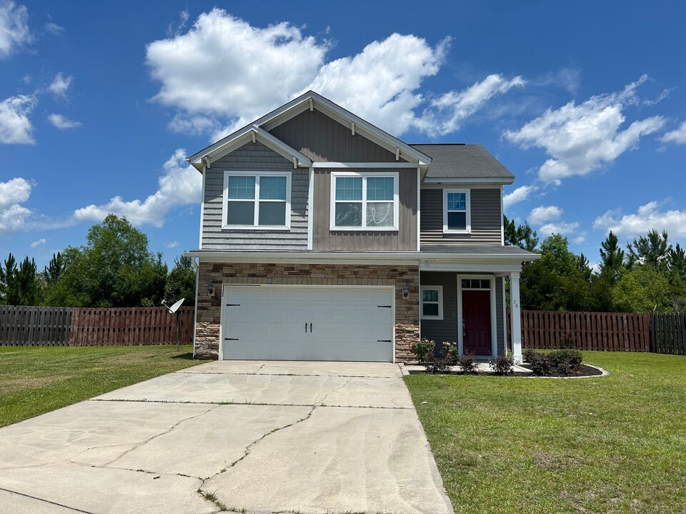 26 Anzio Ave in Hinesville, GA - Foto de edificio