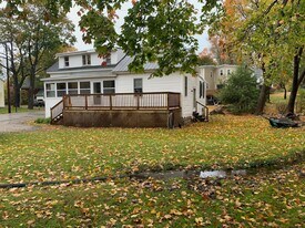 8 River St, Unit 1 in Wolfeboro, NH - Building Photo