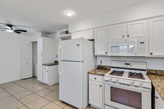 3840 N 43rd Ave in Phoenix, AZ - Building Photo - Building Photo