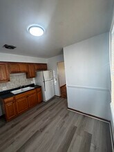 886 Brighton Ave in Toledo, OH - Foto de edificio - Building Photo