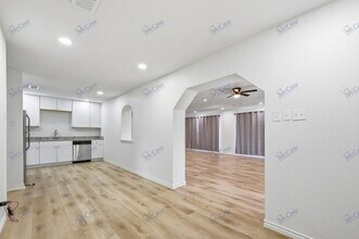 1423 Main St in Kaufman, TX - Building Photo - Building Photo