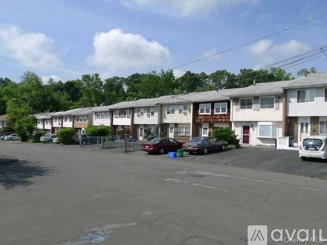 50 Kennedy Dr in West Haverstraw, NY - Building Photo - Building Photo