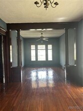 560 Fargo Ave in Buffalo, NY - Building Photo - Building Photo