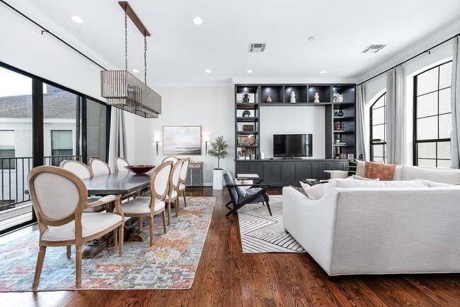 property at 4707 Jackson St